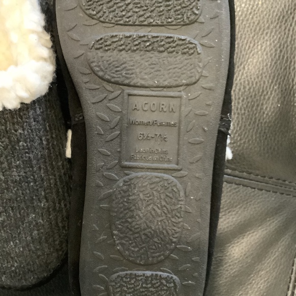 Acorn Slippers, size 6.5 - 7.5, dark grey - Picture 3 of 4